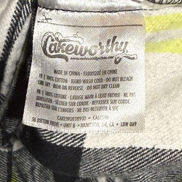 Cakeworthy Beetlejuice Flannel Unisex L The Ghost With The Most Halloween RARE - Picture 10 of 11